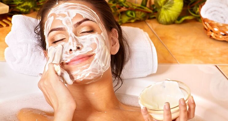 cream cheese mask for skin rejuvenation